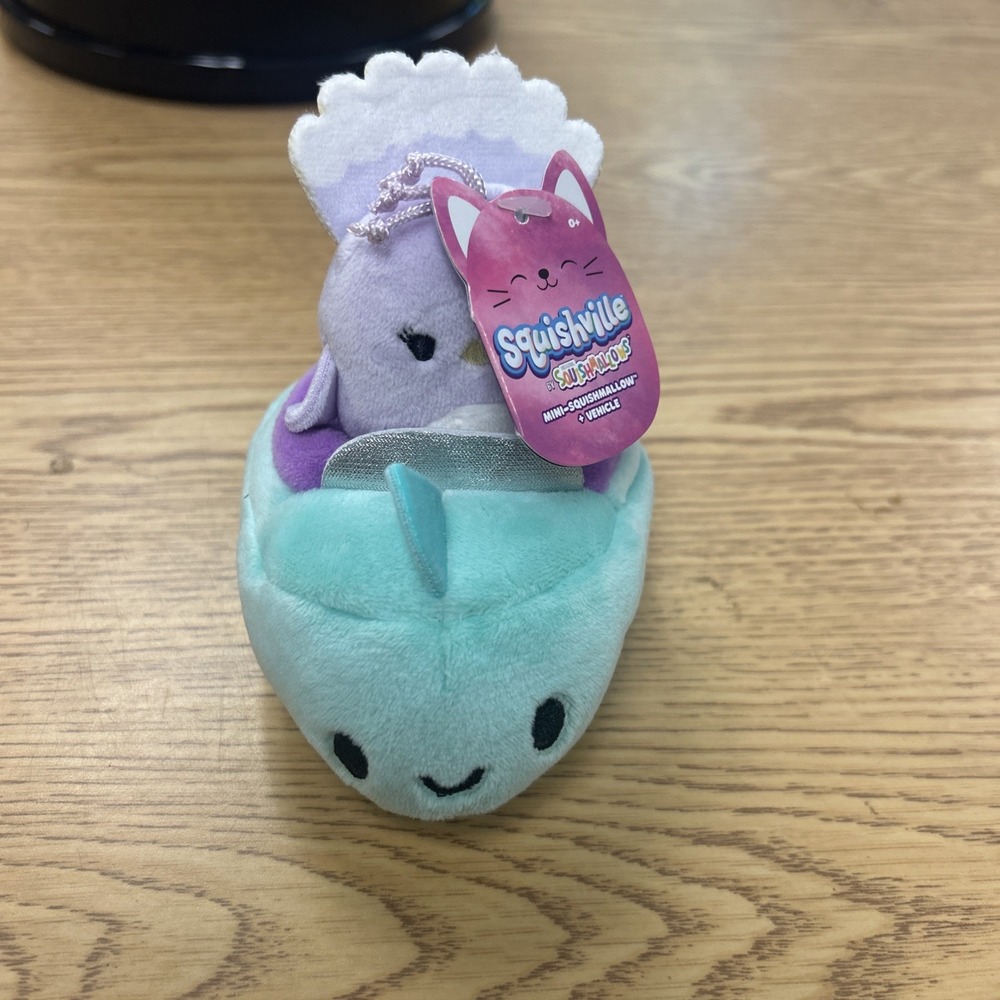 Squishmallows Squishville Mini-Squishmallow And Vehicle